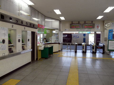 鶴岡駅改札口