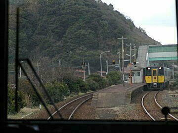 馬路駅で同僚と交換する「スイマセン、ここら辺の記憶があいまいなので駅名が違うかもしれませんm(__)m」