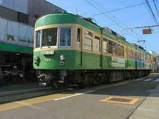 この区間は旧型車が良く似合う。