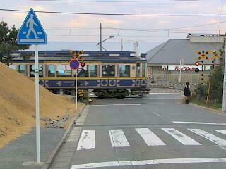 2枚目は電車の無い、別アングルから。