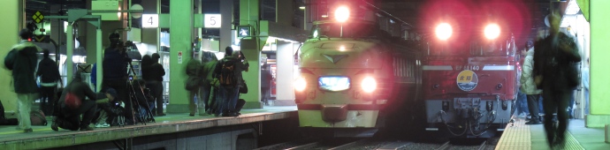 2009/12/26 22:09:23 (北陸本線／金沢)