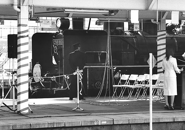 敦賀駅ホームにて
