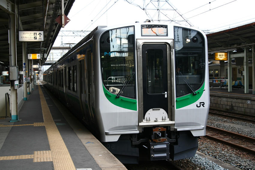 E721