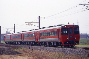 山本亮平『呉須染付蓮華』初期伊万里 李朝 古唐津 黒高麗 オンギ くらわんか 山本亮平『呉須染付蓮華』初期伊万里 李朝 古唐津 黒高麗 オンギ