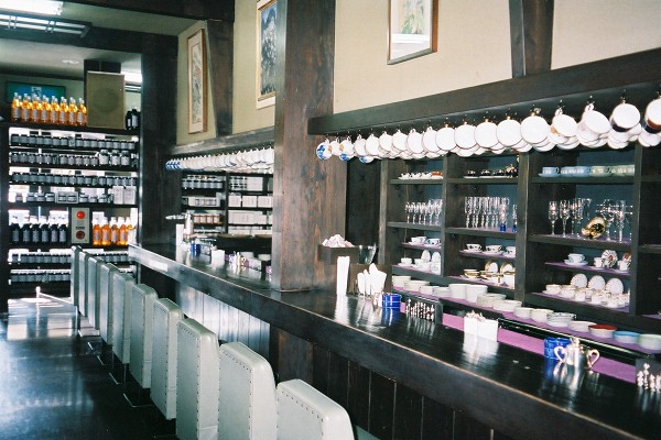 03 軽井沢駅前茜屋珈琲店店内